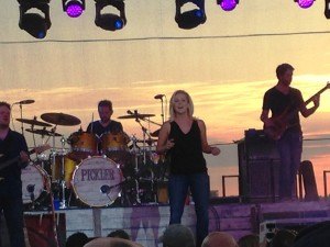 Kellie Pickler on the Great Lawn at Harrah's, Biloxi, MS 05/09/2015
