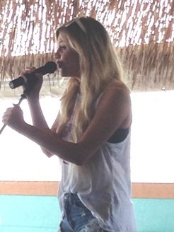 6-Kelsea Ballerini - The Reef - Biloxi MS - 07 02 2015